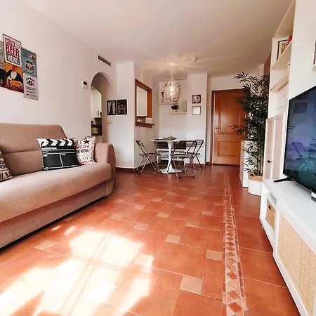 Lid Apartment *